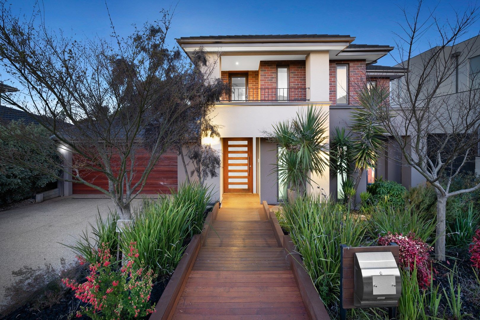 33 Fitzjohns Drive, Bundoora VIC 3083, Image 0