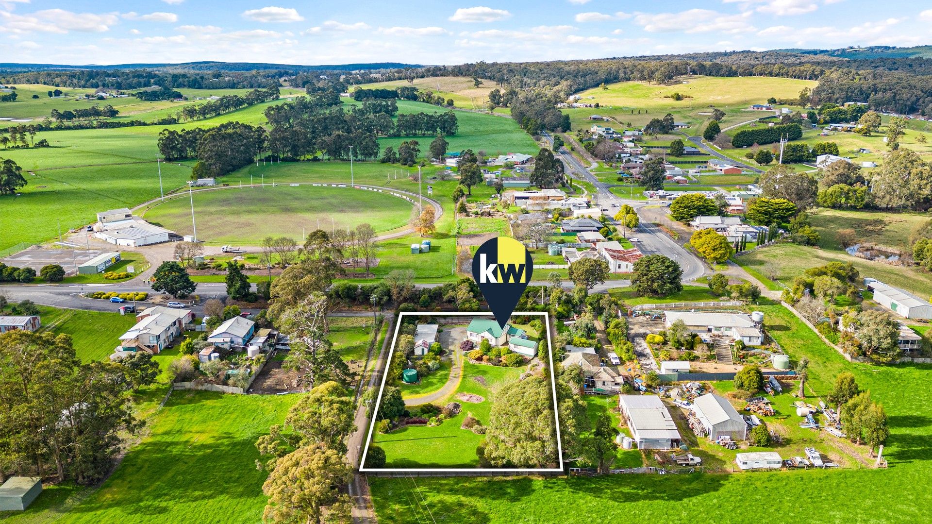 19 Main Road, Gormandale VIC 3873, Image 1