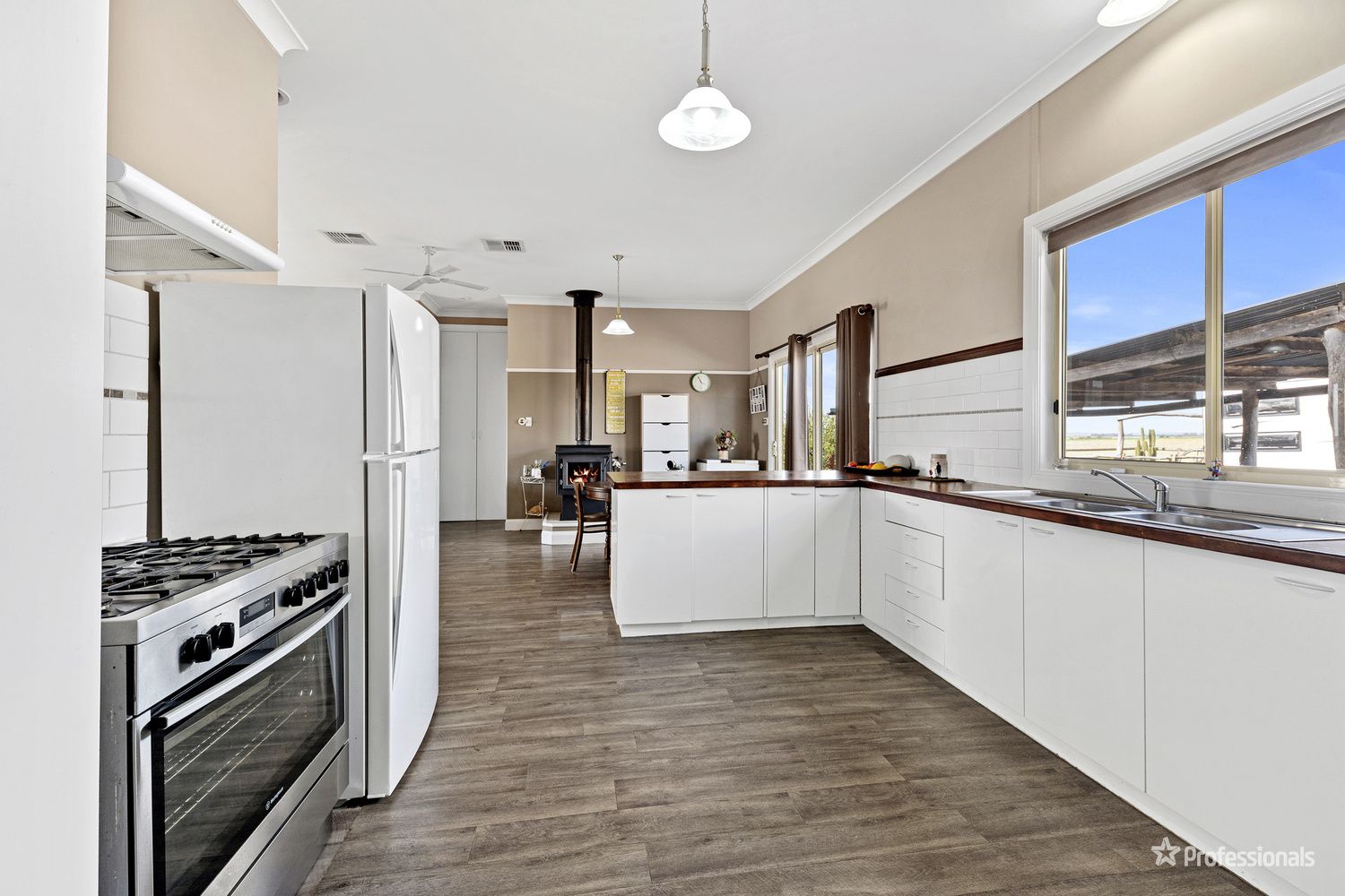 991 Rodborough Road, Moolort VIC 3465, Image 2