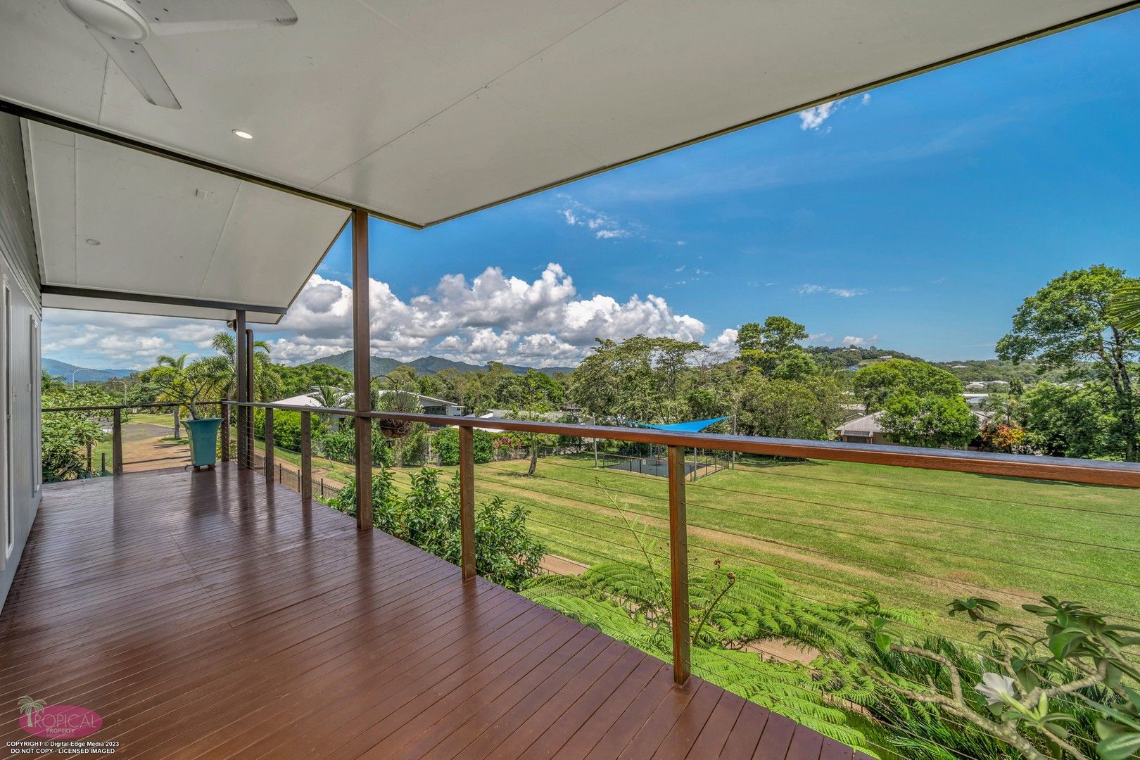 9 Riverside Tce, South Mission Beach QLD 4852, Image 2