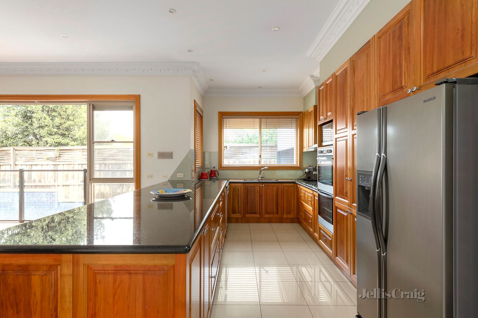 226 Centre Road, Bentleigh VIC 3204, Image 2