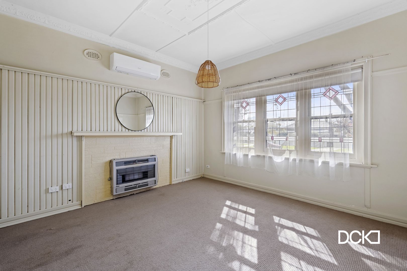 54 Reginald Street, Quarry Hill VIC 3550, Image 2