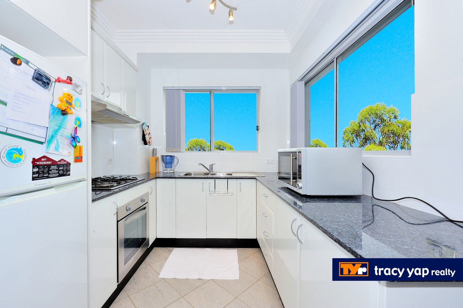 1 bedrooms Apartment / Unit / Flat in 4/33 Railway Parade EASTWOOD NSW, 2122