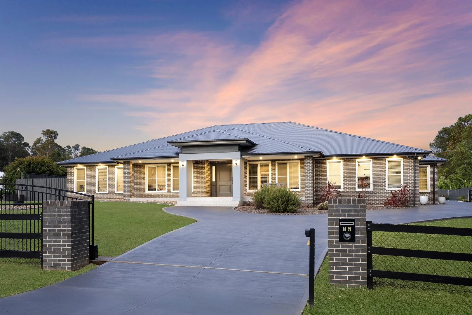 14 Grey Gum Place, Tahmoor NSW 2573