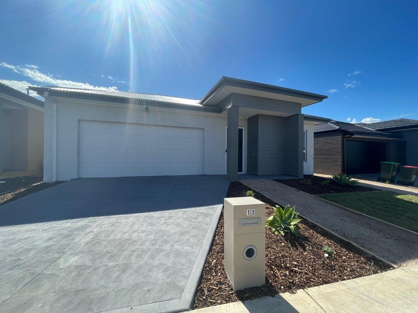 3 bedrooms House in 13 Glover Street MAMBOURIN VIC, 3024