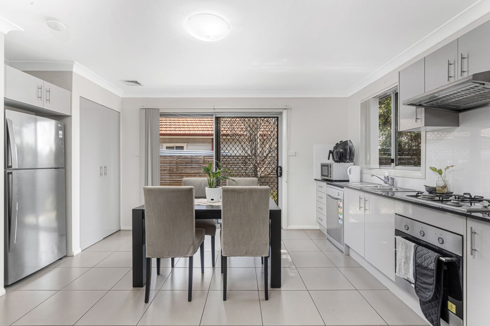 1/90-92 Cox Avenue, Penrith NSW 2750, Image 2