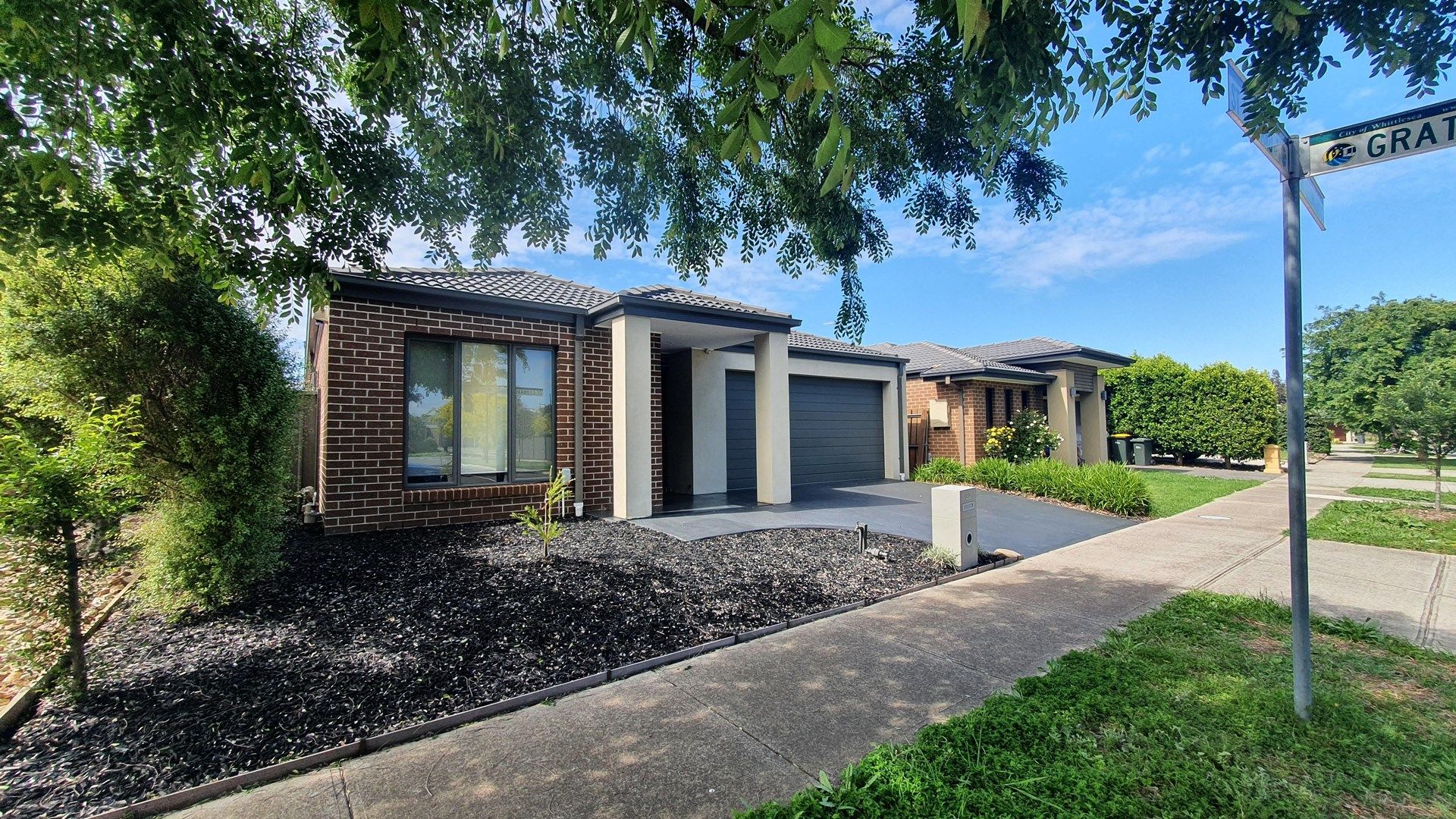 4 bedrooms House in 32 St. Leonards Drive SOUTH MORANG VIC, 3752