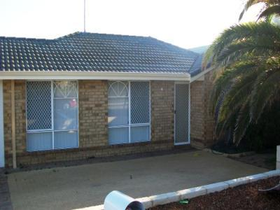 106 Peelwood Parade, Halls Head WA 6210