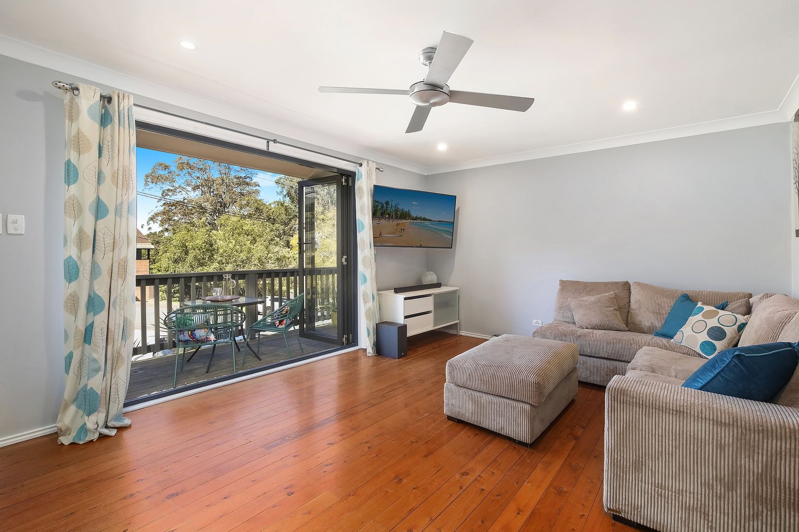 2 Barkala Street, Lisarow NSW 2250, Image 1