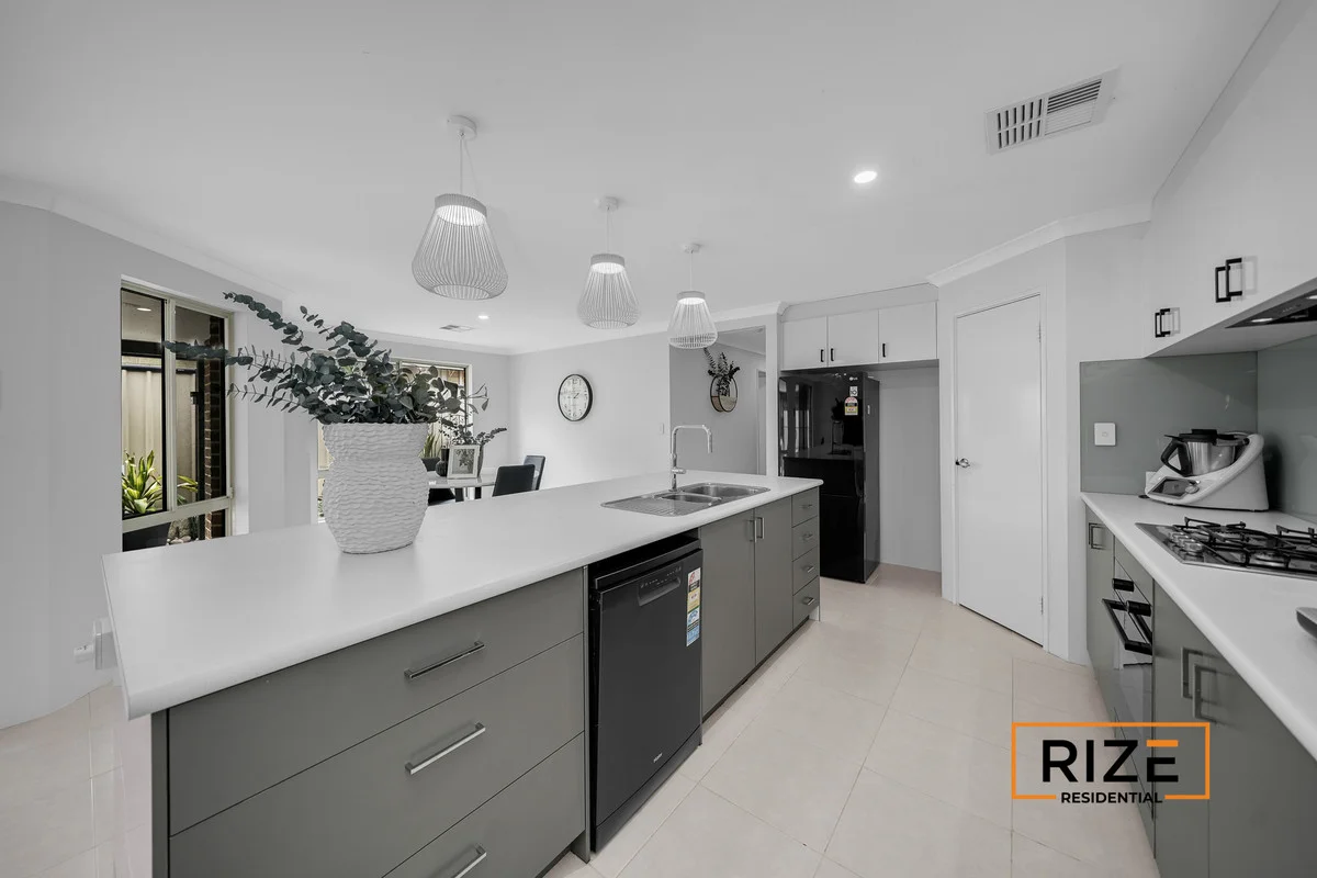 Additional image 16 of 18A Ripplevale Circle, Carramar WA 6031