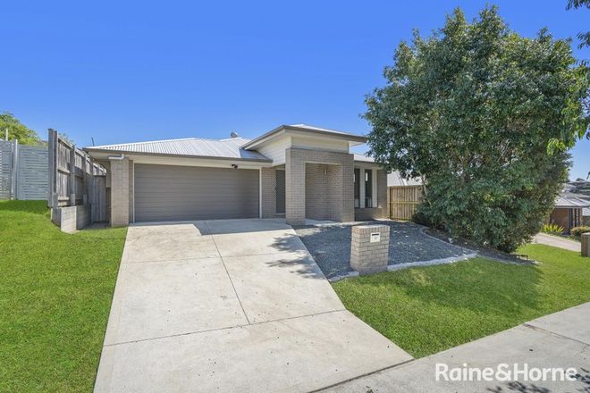 Picture of 42 Scenic Drive, GILLIESTON HEIGHTS NSW 2321