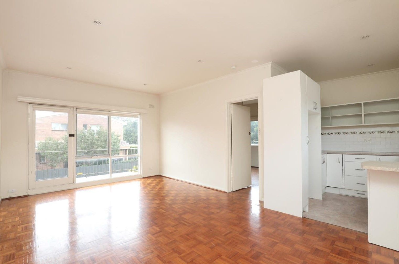 1 bedrooms Apartment / Unit / Flat in 5/9 Robinson Road HAWTHORN VIC, 3122