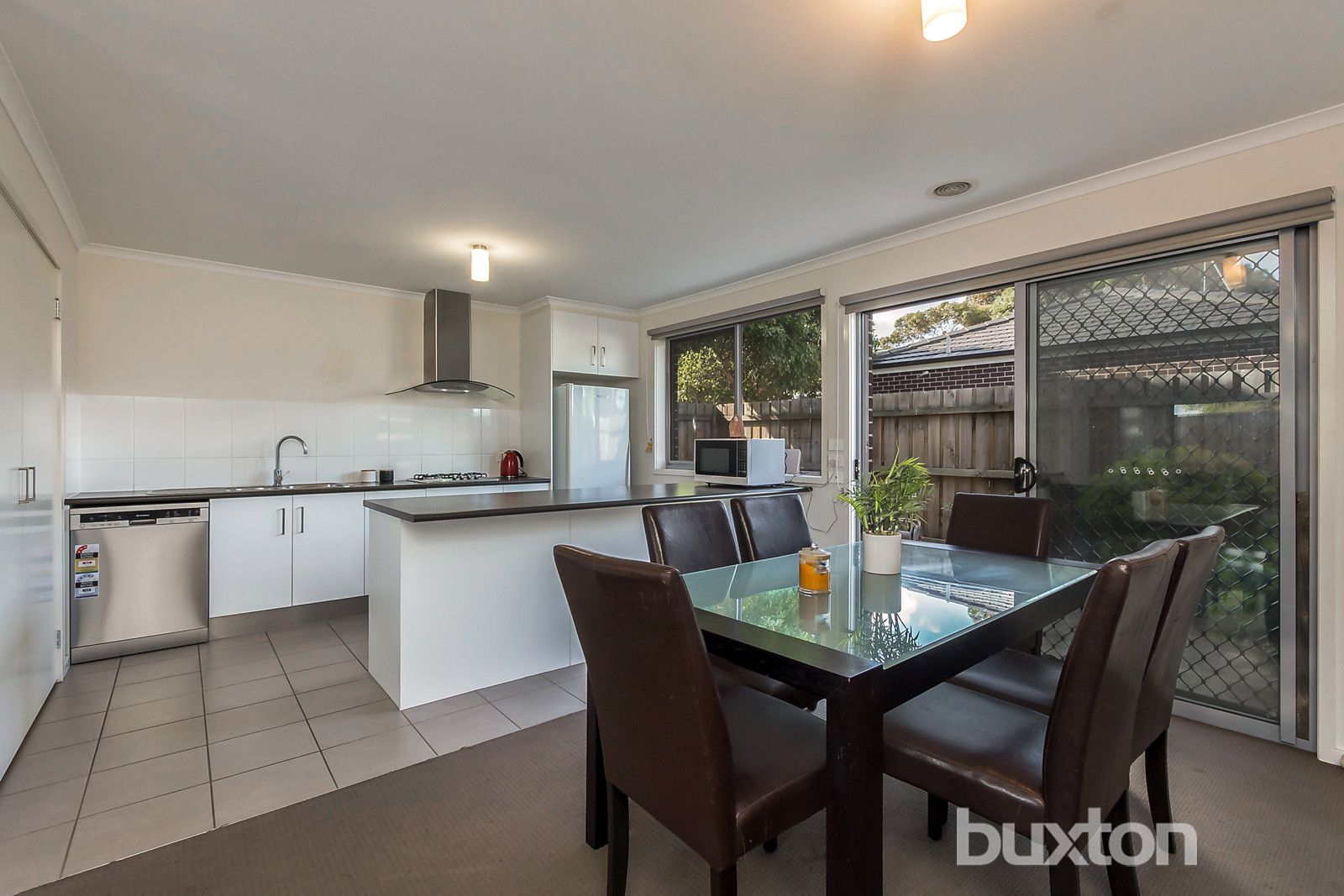 4/4 Godfrey Street, Thomson VIC 3219, Image 2