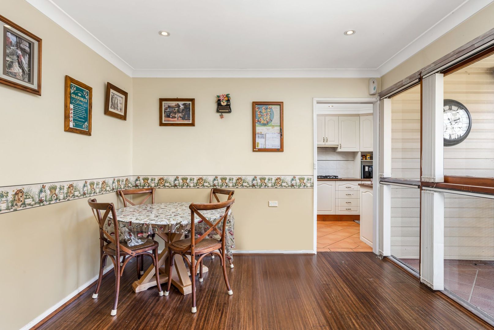 32 Weber Crescent, Emerton NSW 2770, Image 2