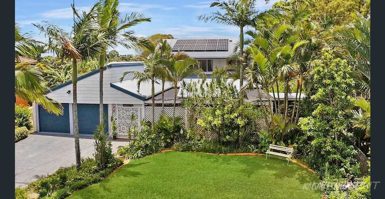 118 Bishop Road, Beachmere QLD 4510, Image 0