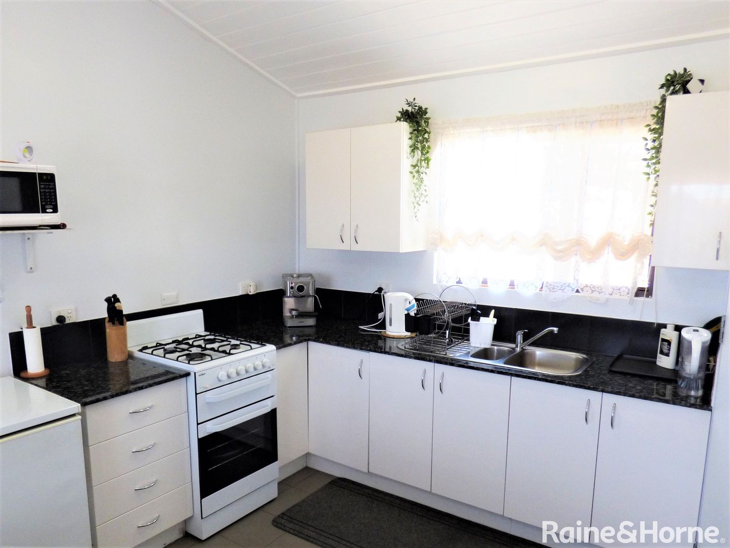 17 Burrangong Street, Murringo NSW 2586, Image 1