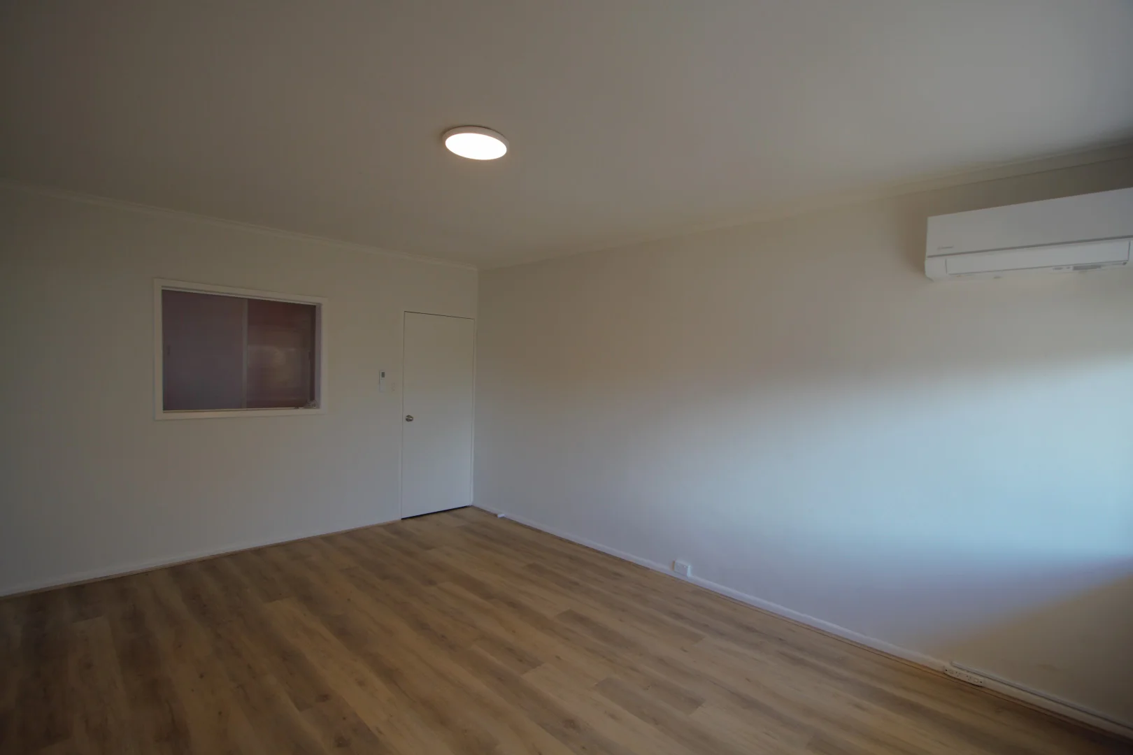 Additional image 5 of 4/160 Kangaroo Road, Hughesdale VIC 3166