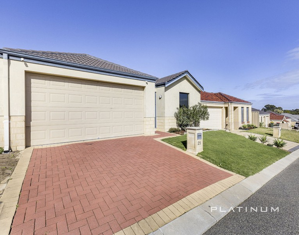 25 Jedburgh Loop, Sinagra WA 6065