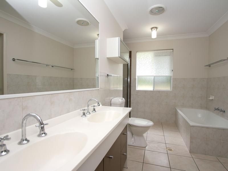 8 Cindy Court, RUNCORN QLD 4113, Image 2