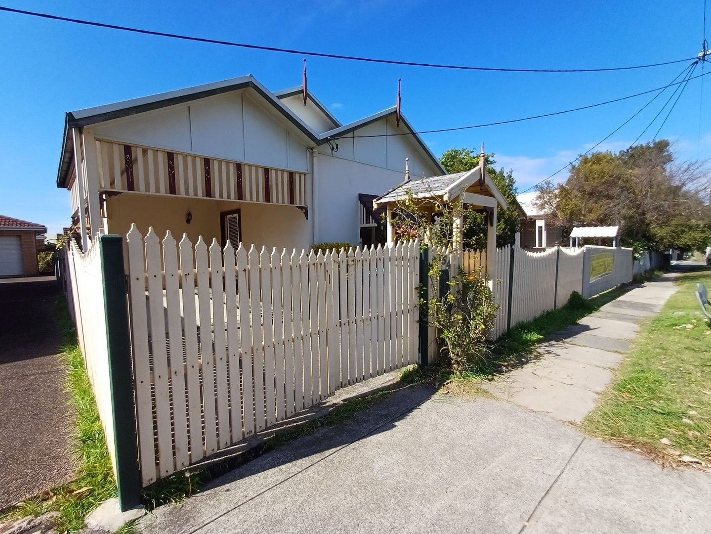 3 bedrooms House in 154 Turton Road WARATAH NSW, 2298