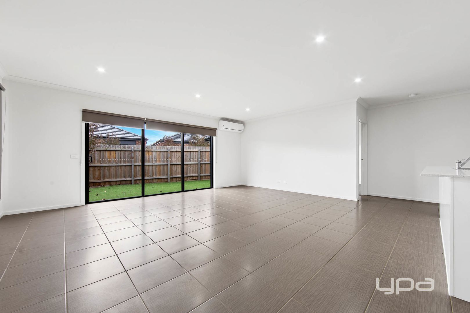 1/3 The Grove, Melton West VIC 3337, Image 2