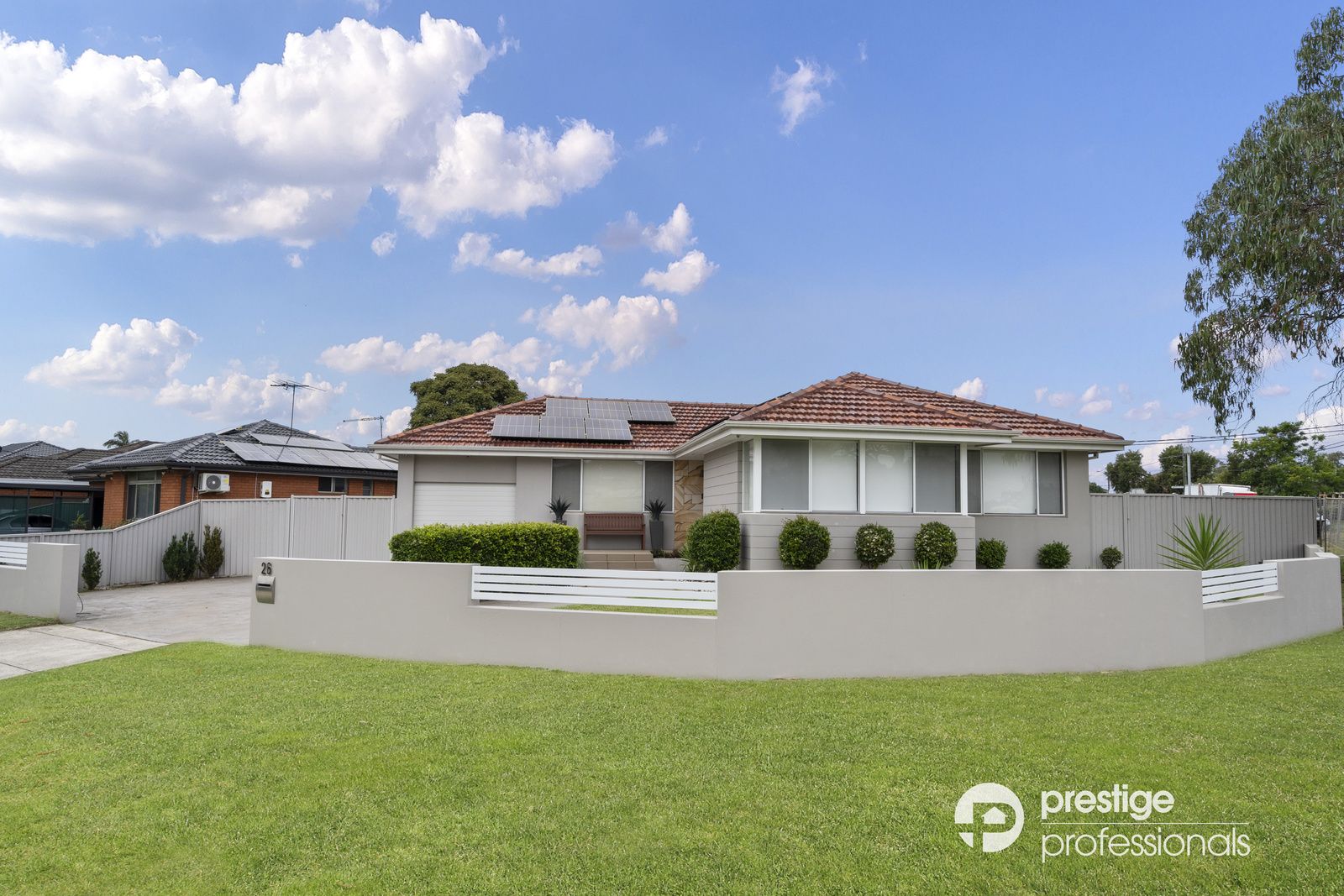 26 Edgecombe Avenue, Moorebank NSW 2170, Image 0