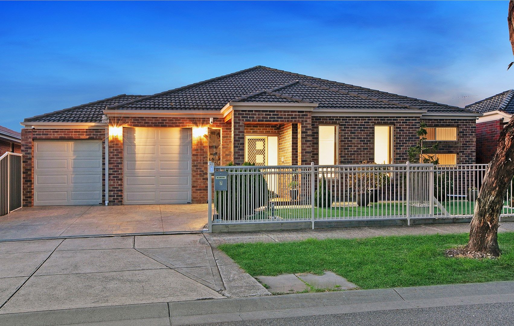 7 Two Creek Drive, Epping VIC 3076, Image 0