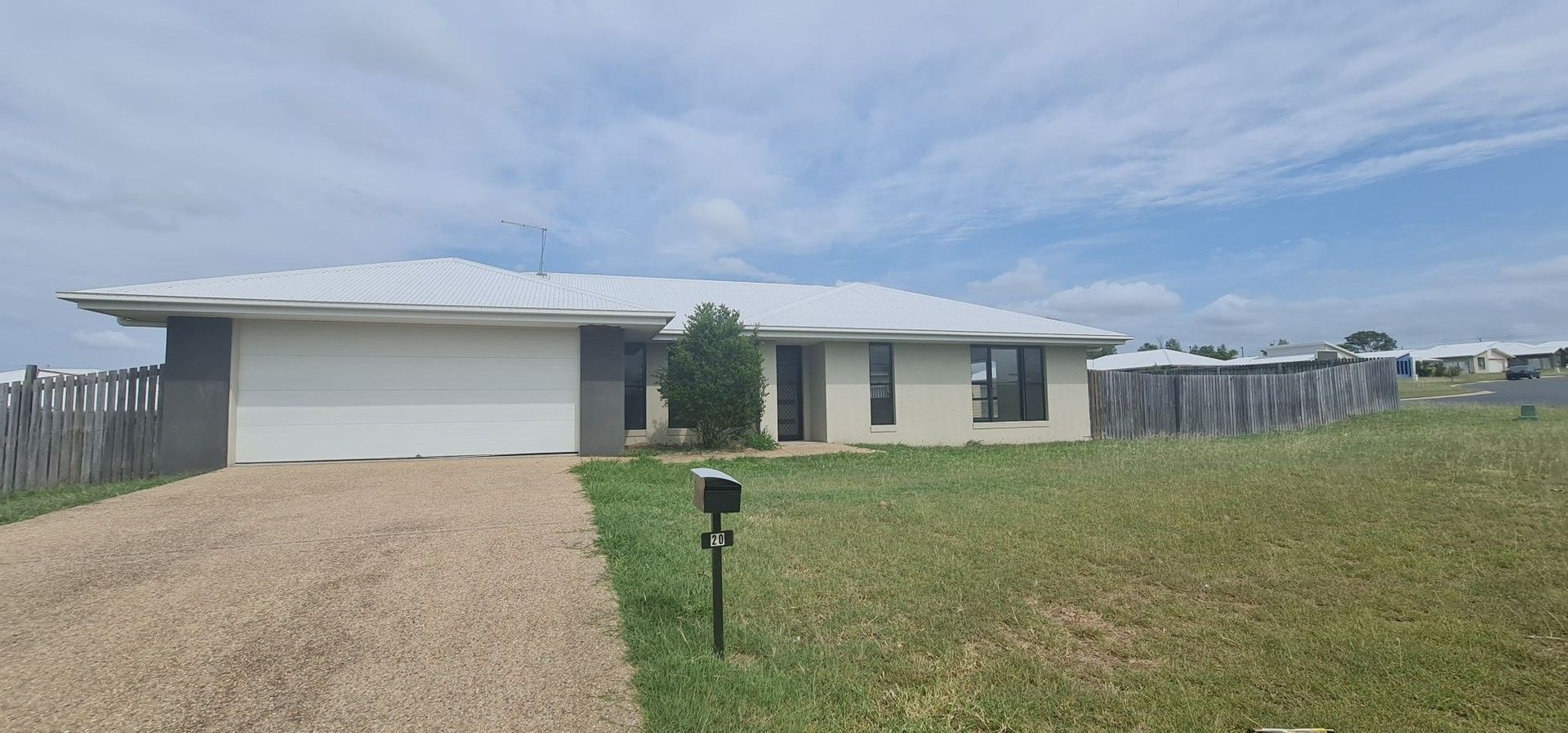 20 Benjamin Drive, Gracemere QLD 4702 House For Rent 460 Domain