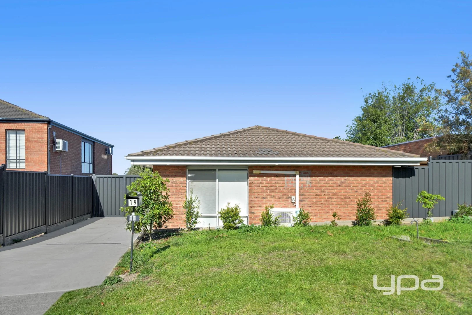 19 Banksia Place, Meadow Heights VIC 3048