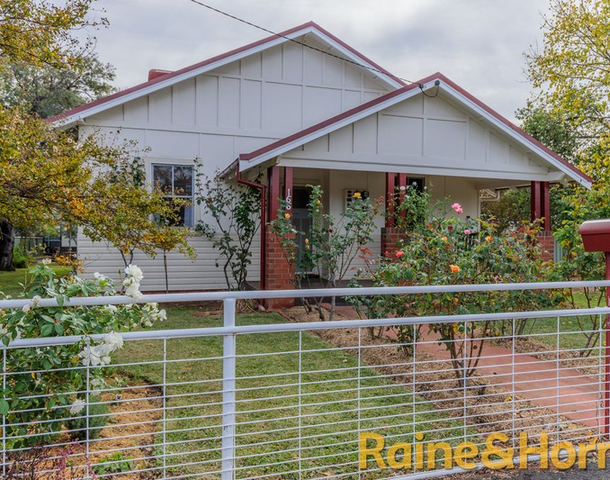 166 Bultje Street, Dubbo NSW 2830