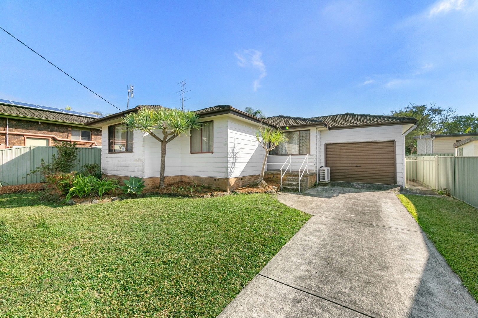 21 Danbury Avenue, Gorokan NSW 2263, Image 0