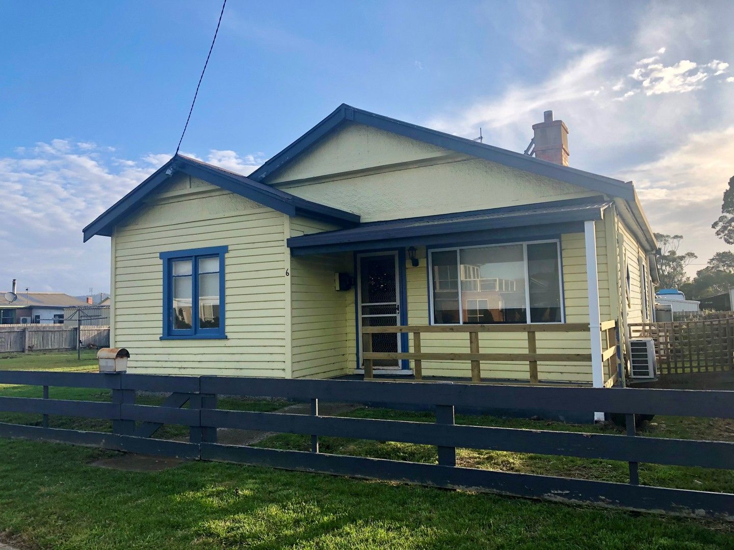 3 bedrooms House in 6 Church Street EAST DEVONPORT TAS, 7310