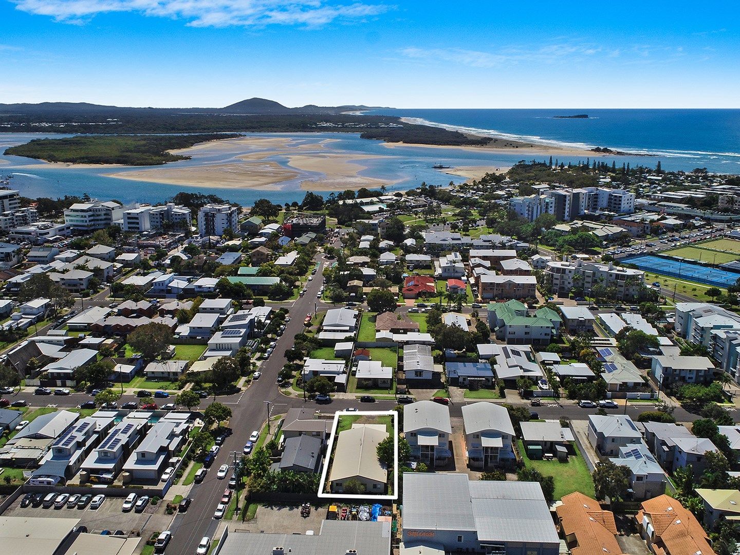 17 Hinkler Parade, Maroochydore QLD 4558, Image 0