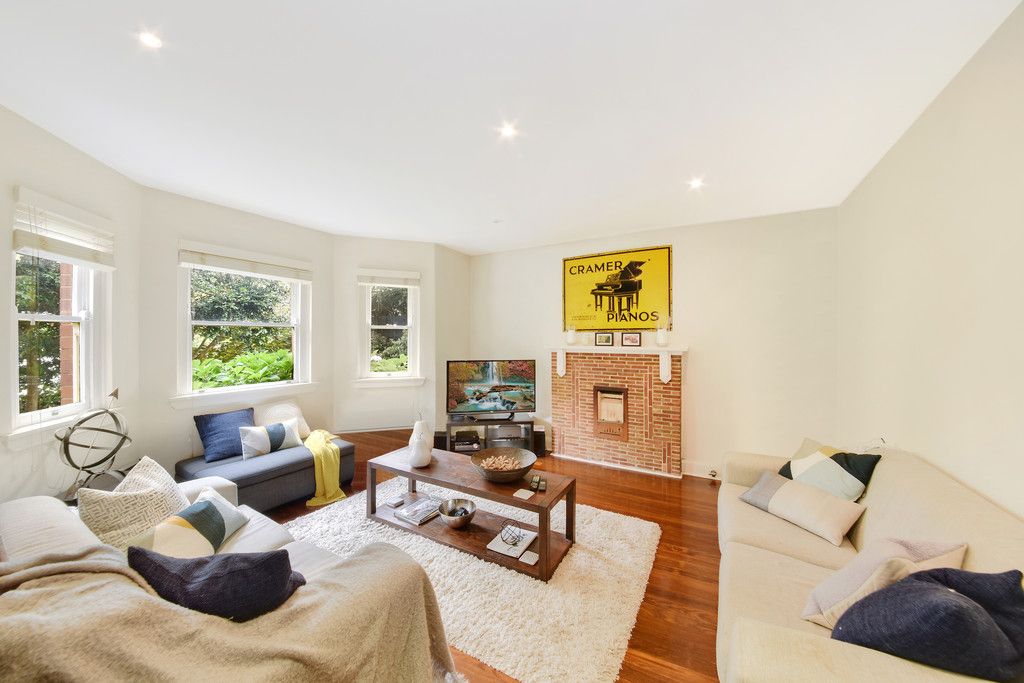 2 bedrooms Apartment / Unit / Flat in 2/64 Raglan Street MOSMAN NSW, 2088