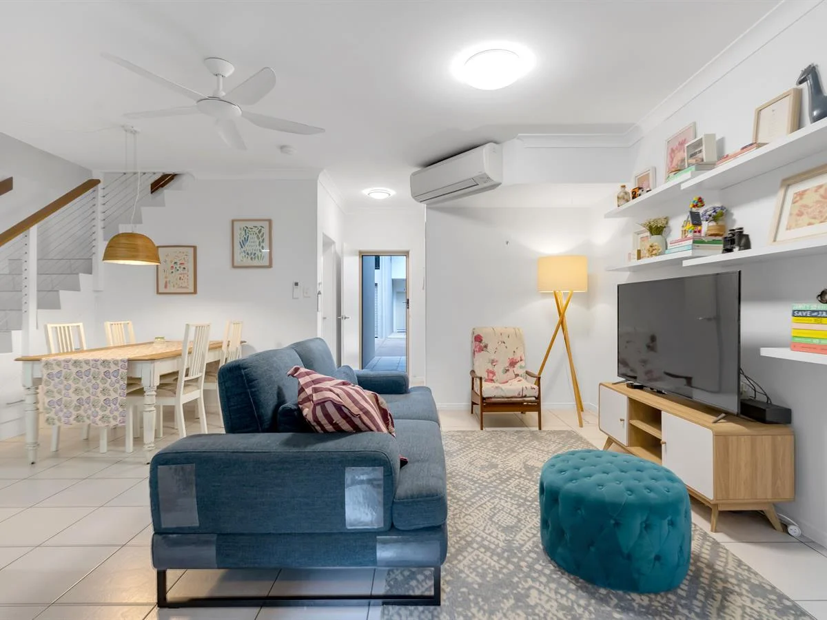 Additional image 4 of 9/12-14 Old Smithfield Road, Freshwater QLD 4870