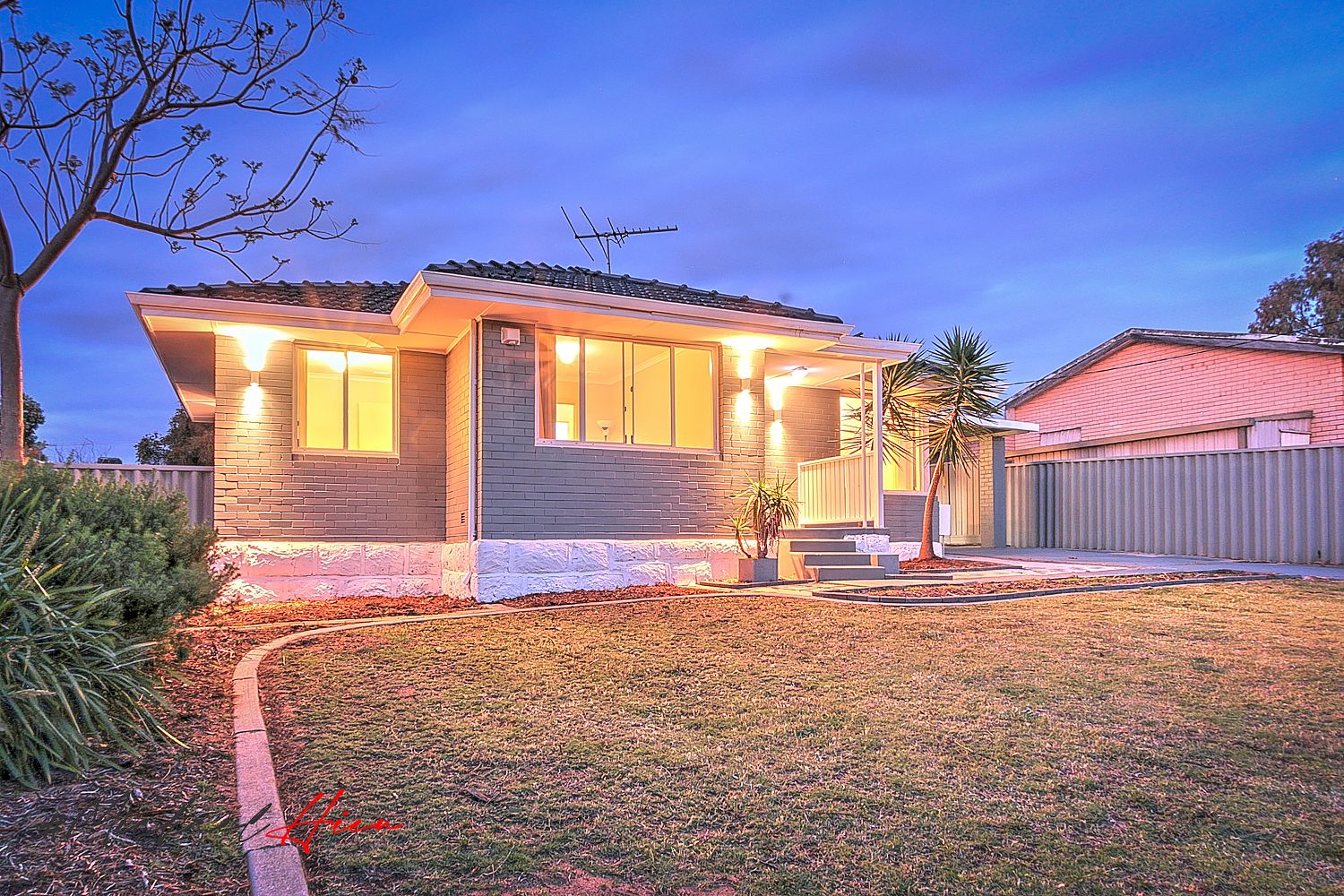 3 bedrooms House in 15 Kenwick Way BALGA WA, 6061