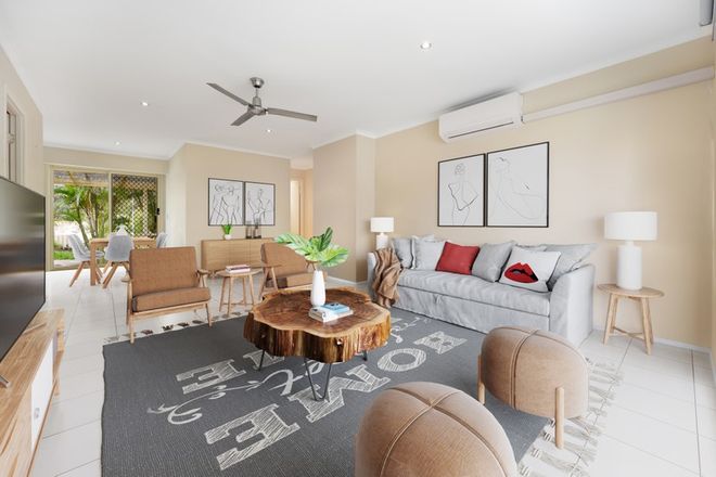 Picture of 5/3-7 Fonda Place, OXENFORD QLD 4210