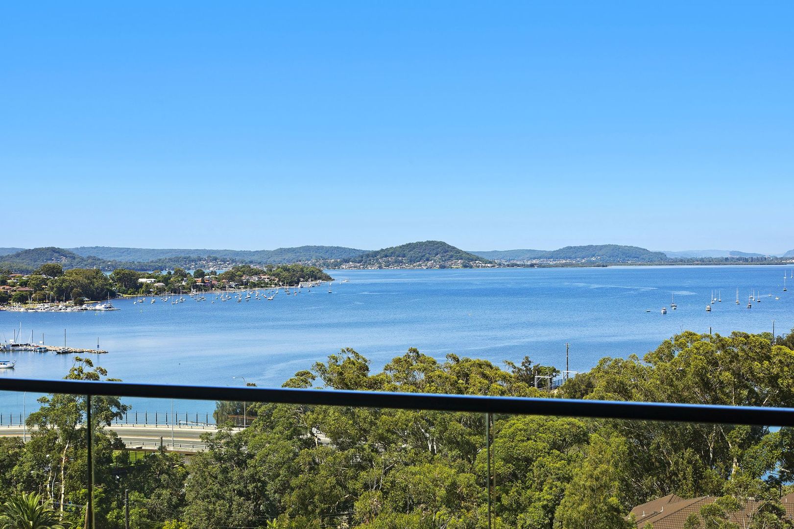 505/2 Wilhelmina Street, Gosford NSW 2250, Image 2