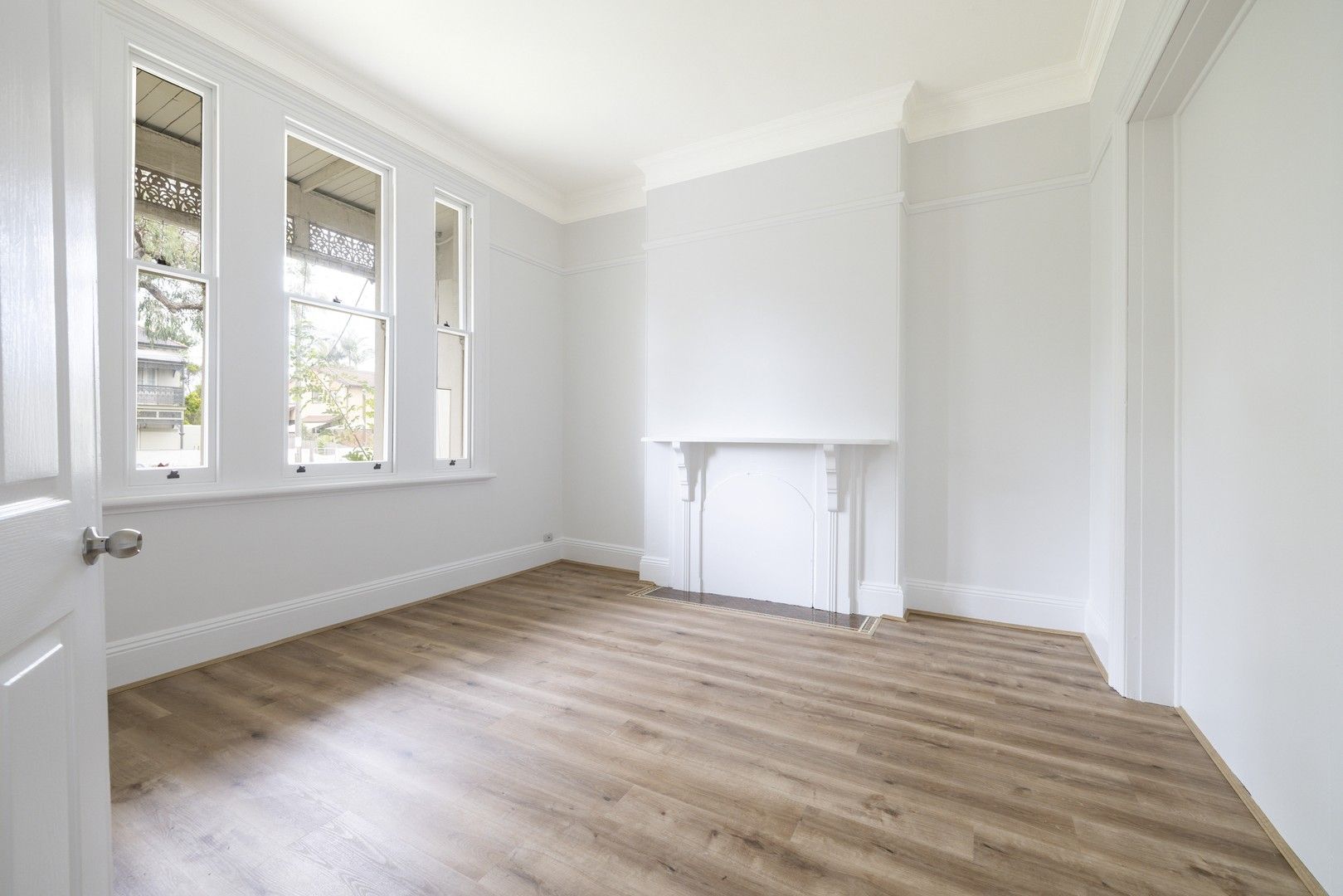 2 bedrooms House in 32 Railway Street PETERSHAM NSW, 2049