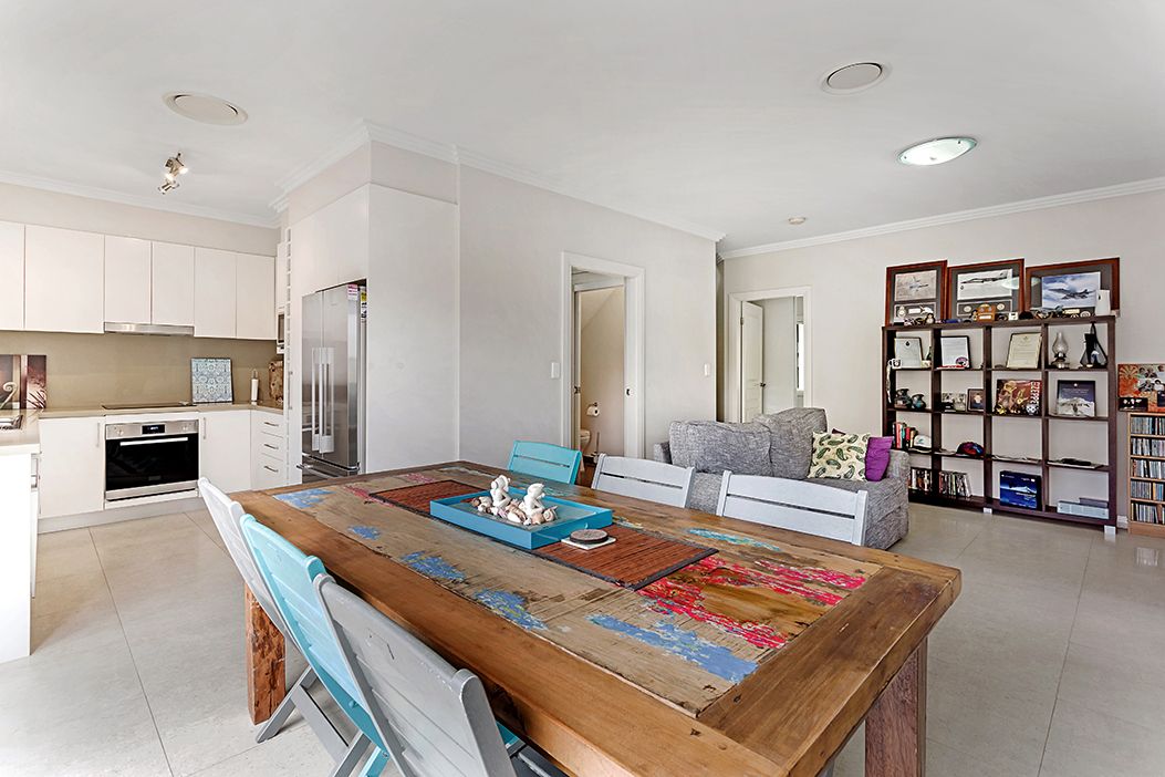 3/39 Ocean Beach Road, Shoal Bay NSW 2315, Image 2