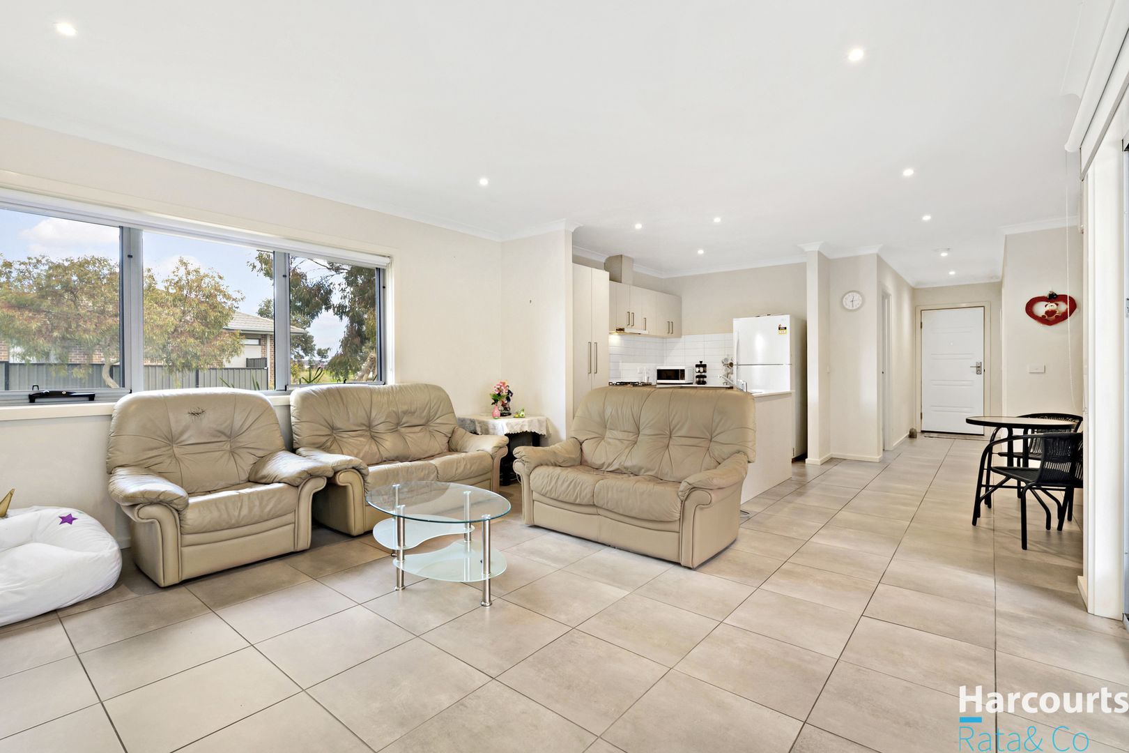 31 Calibre Avenue, Craigieburn VIC 3064, Image 2