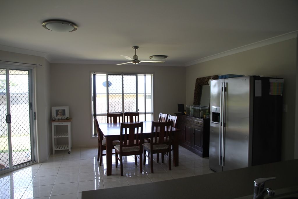 39 Dune Circuit, Lammermoor QLD 4703, Image 2