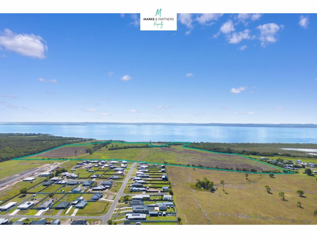 Fraser Vista, 62 Mahalo Road, Booral QLD 4655, Image 0