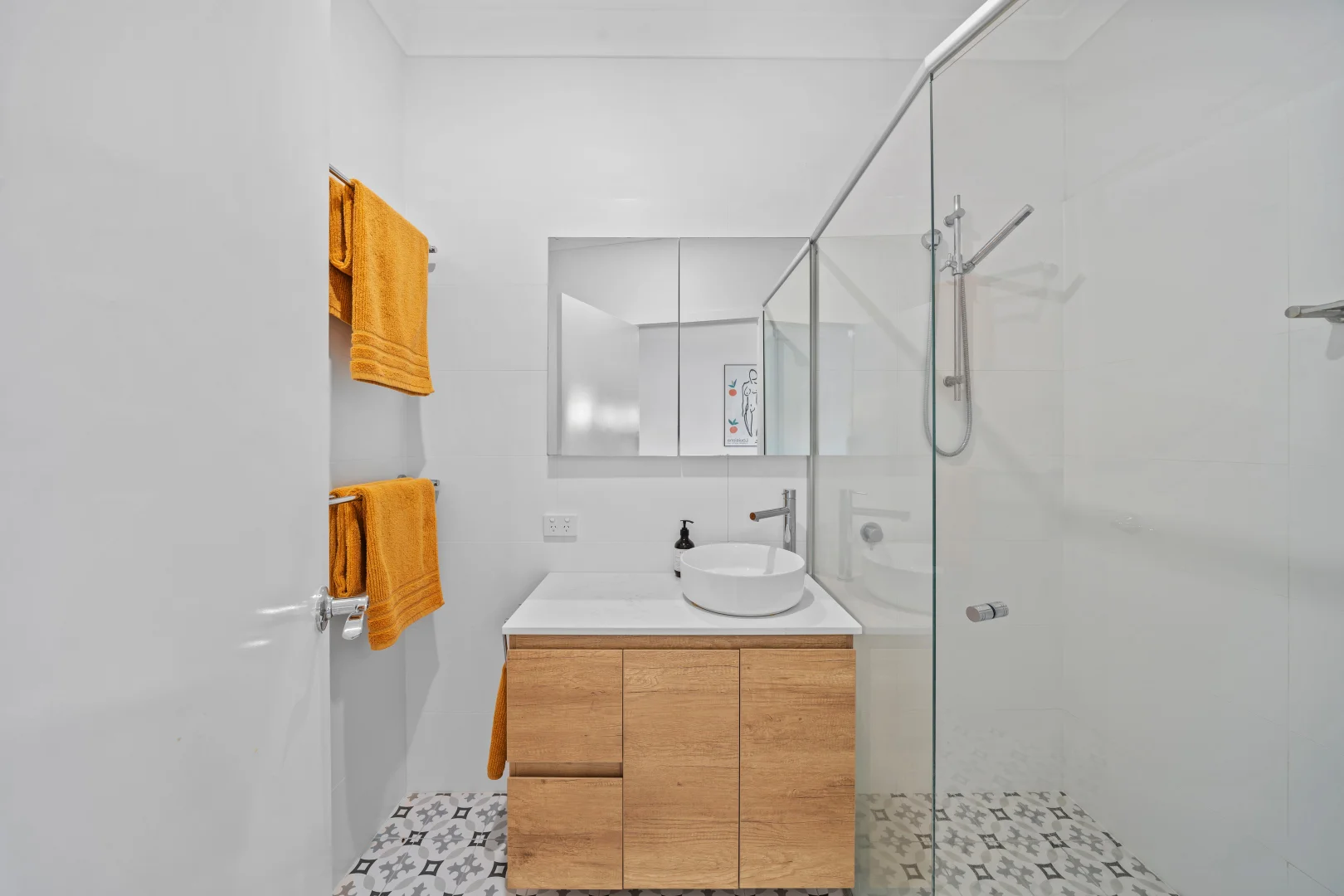 Additional image 18 of 2/25 Anembo Street, Chevron Island QLD 4217