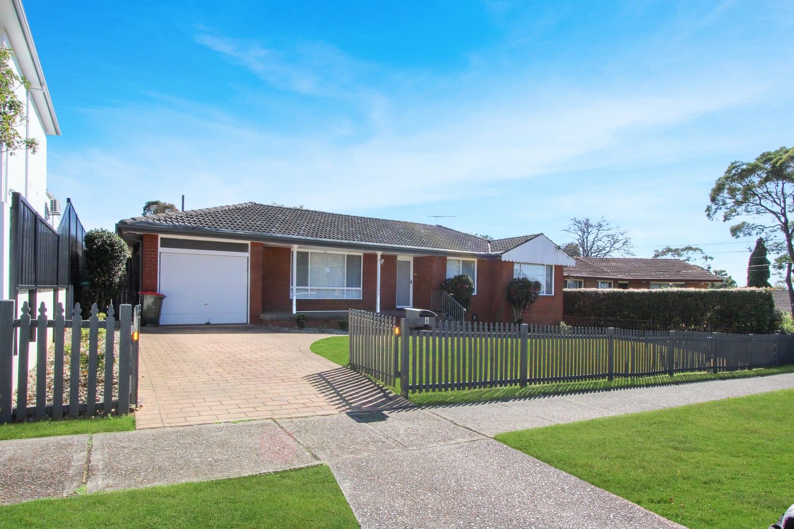 4 bedrooms House in 6 Boree Street MARSFIELD NSW, 2122