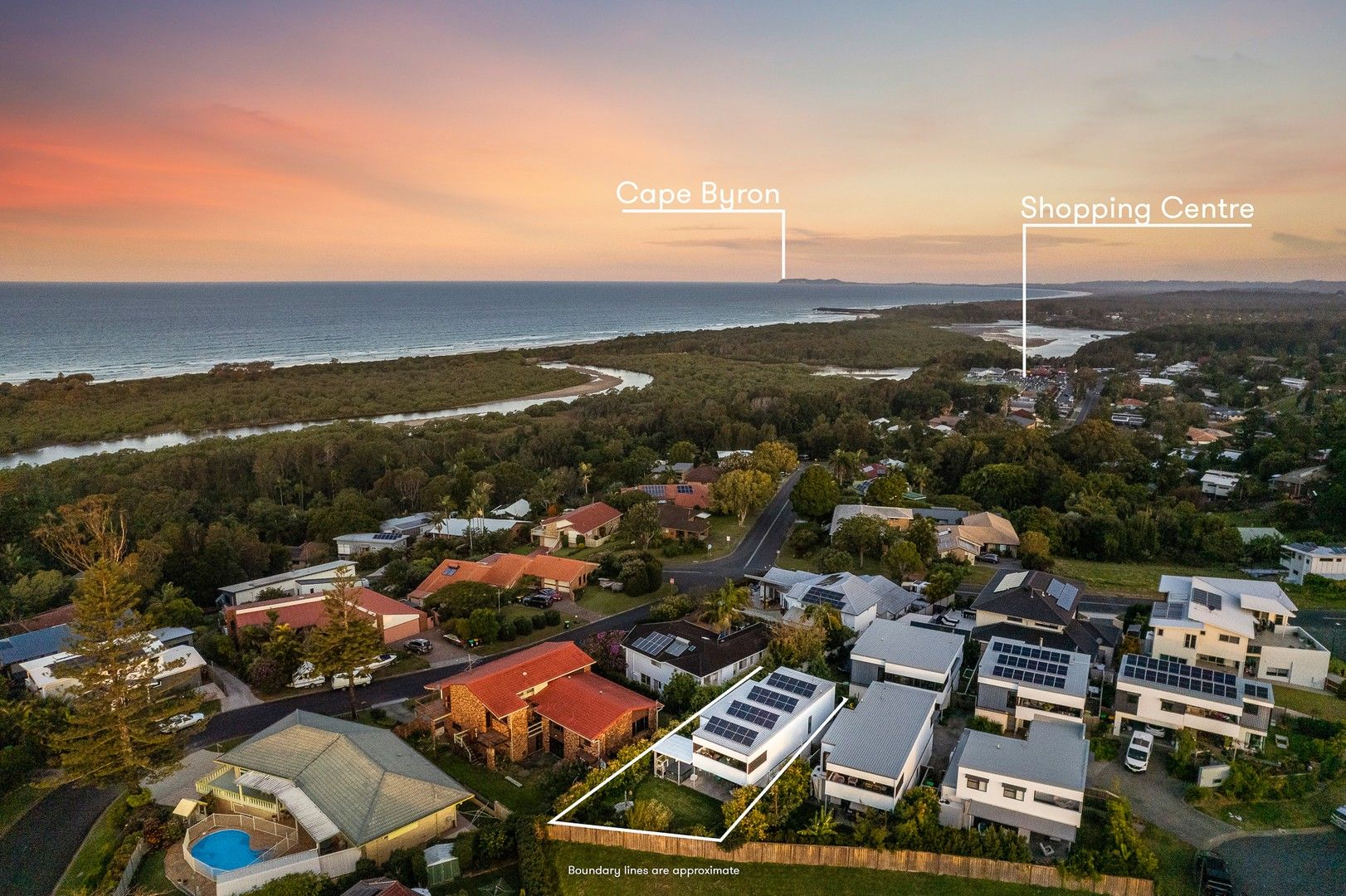 3/4-6 Roundhouse Place, Ocean Shores NSW 2483, Image 2