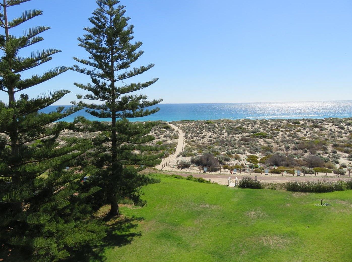 2 bedrooms Apartment / Unit / Flat in 19/287 West Coast Highway SCARBOROUGH WA, 6019