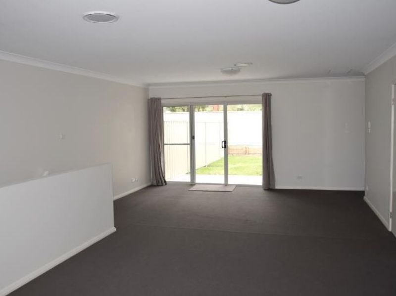 17/28 Cowmeadow Road, Mount Hutton NSW 2290, Image 2