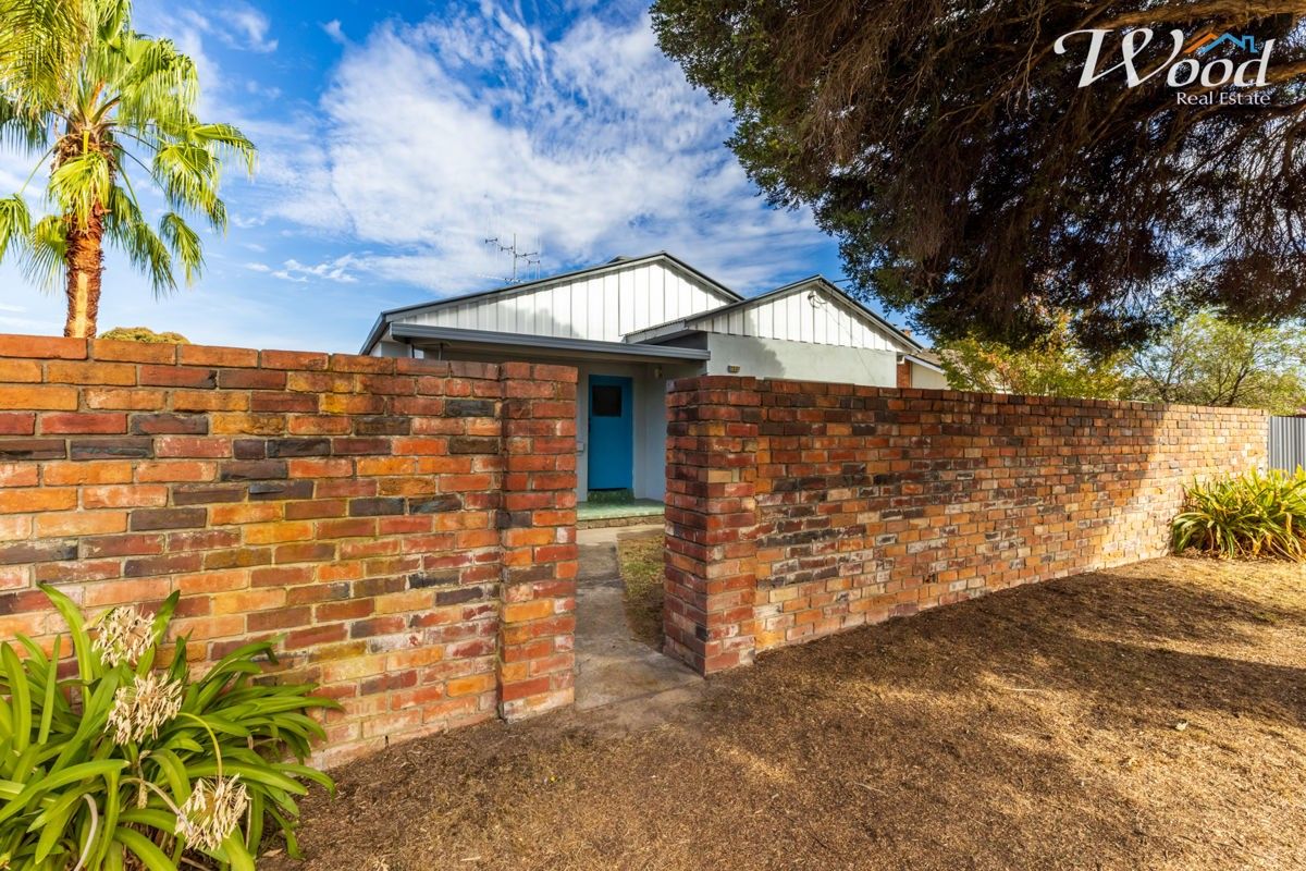 495 McKenzie St, Lavington NSW 2641, Image 0