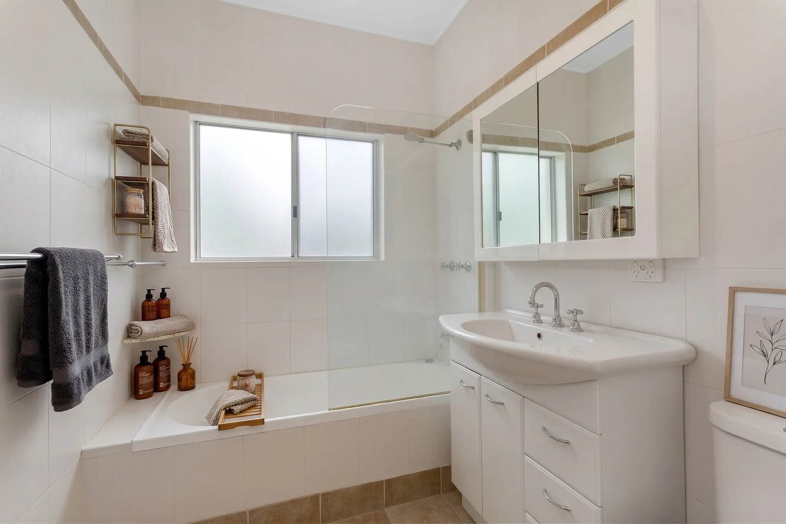 Additional image 4 of 2 Cooleena Road, Elanora Heights NSW 2101